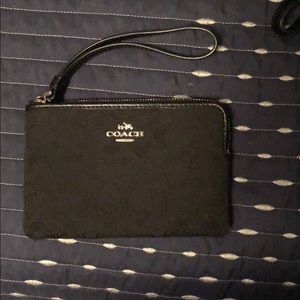 Authentic coach wristlet black